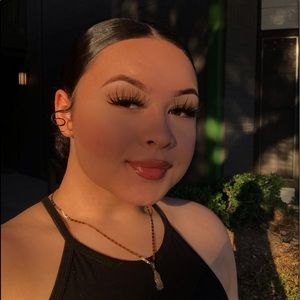 Meet your Posher, Sofia